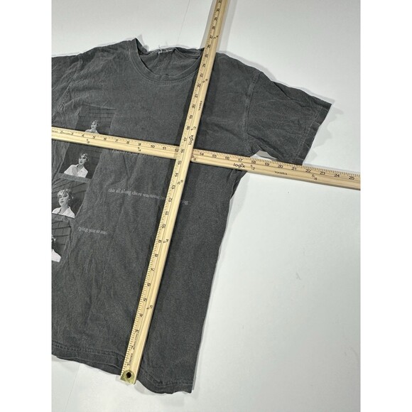 Taylor Swift Invisible String Gray T-Shirt Small From Taylor Swift Store Fade - Picture 10 of 13